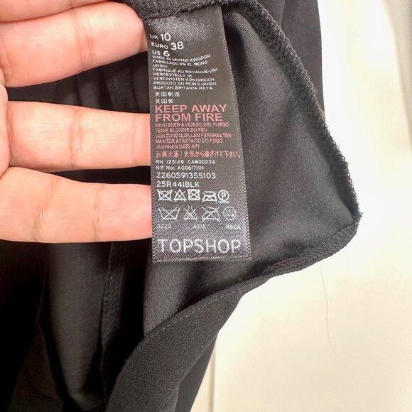 Topshop Black Double-Pleat Front Split-Cuff Mini Dress 6 - Picture 6 of 13